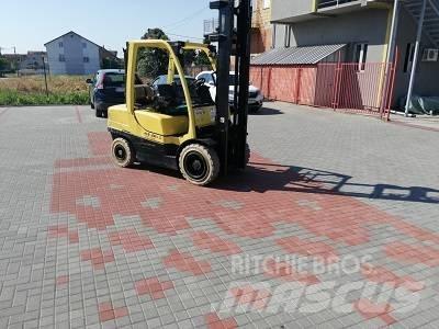 Hyster H 35 FT LPG trucks