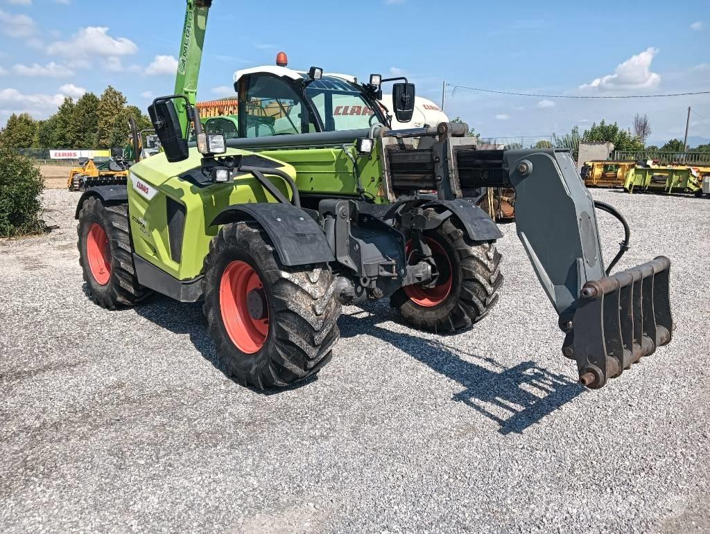 CLAAS Scorpion 1033 Telehandlers