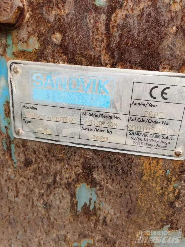 Sandvik P300 Crushers