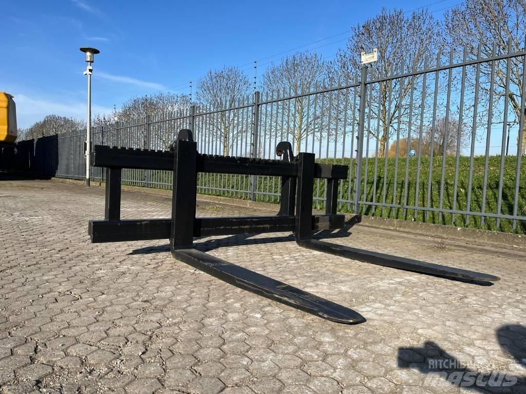 Volvo L90H Forks NEW Forks