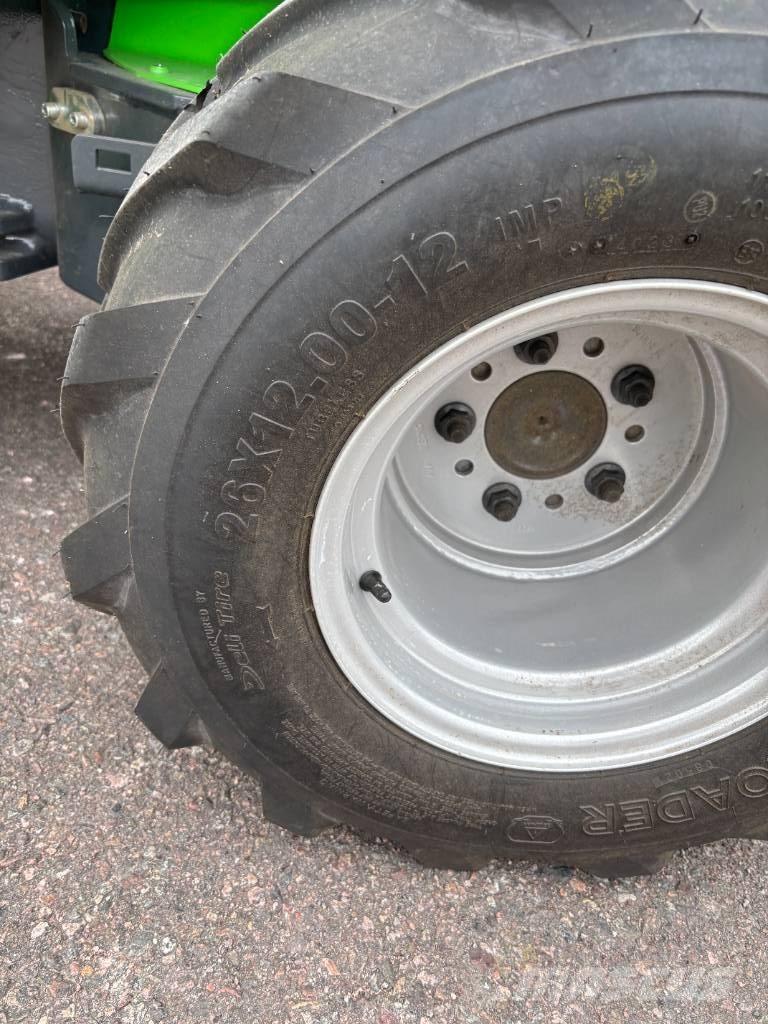 Avant 528 Utility machines