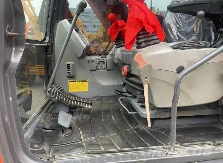 Doosan DX80 Mini excavators  7t - 12t