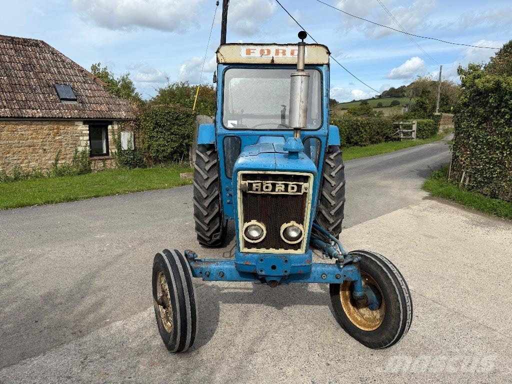 Ford 4600 Tractors