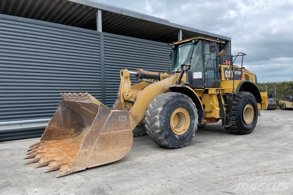 CAT 972M Wheel loaders
