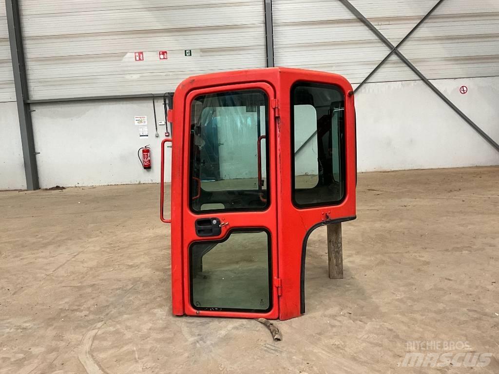 Bobcat E 35 / E 50 Cabins and interior