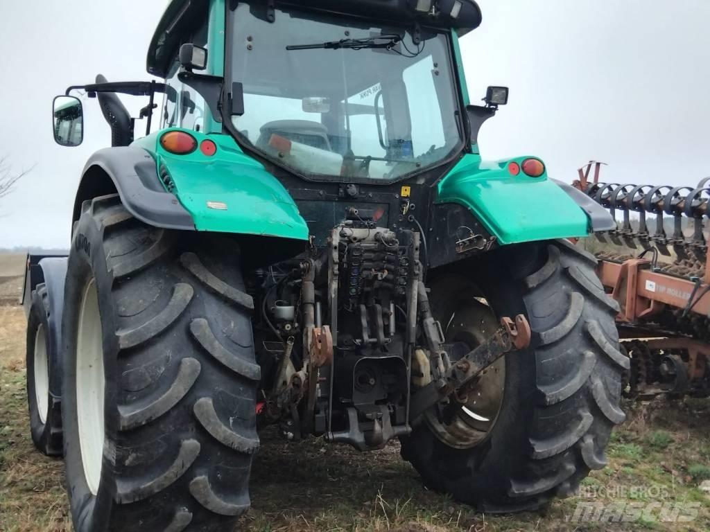 Valtra N 142 D Tractors