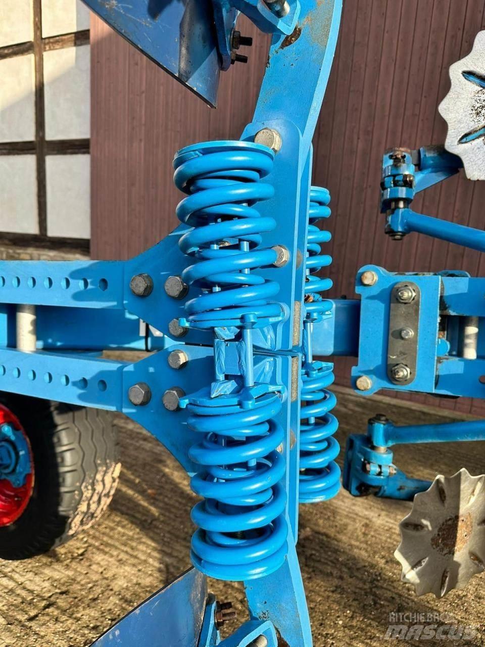 Lemken Europal 8 Reversible ploughs