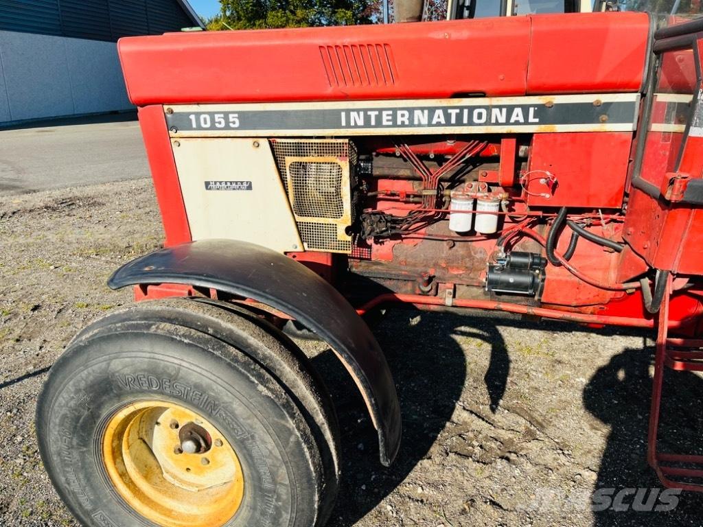 International 1055 Tractors