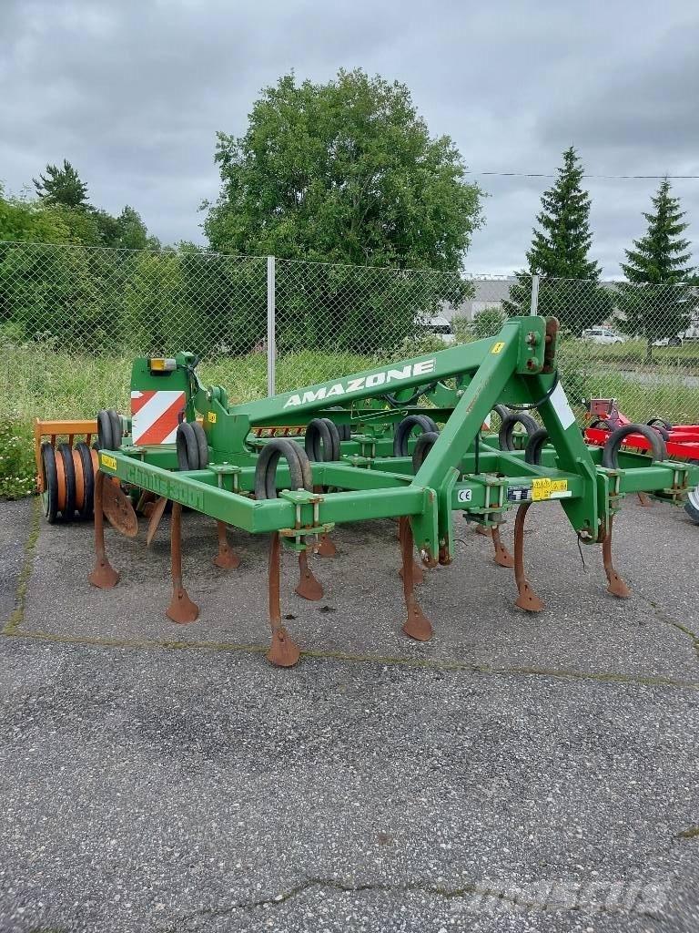 Amazone Cenius 3001 Cultivators