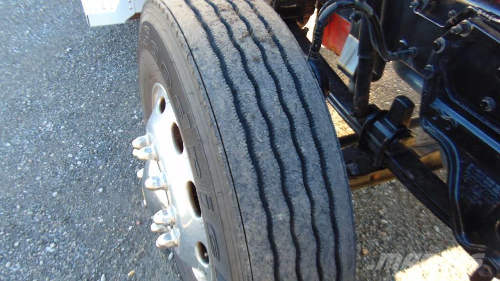 Peterbilt 389 Prime Movers