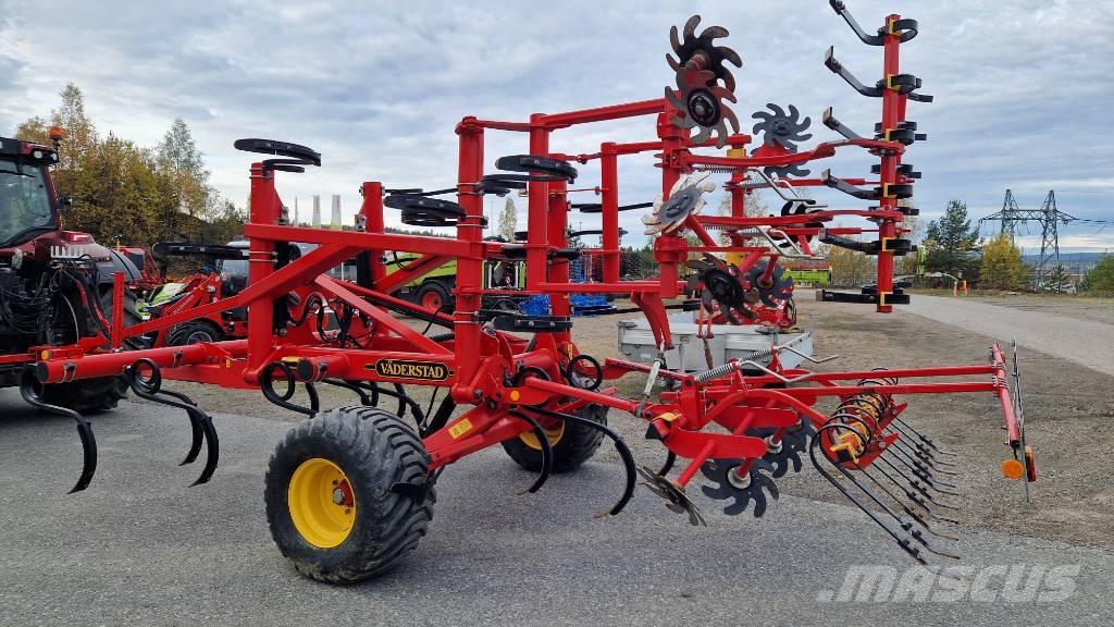 Väderstad Swift440 Cultivators