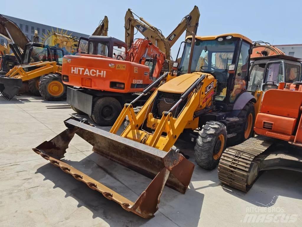 JCB 3CX Backhoe