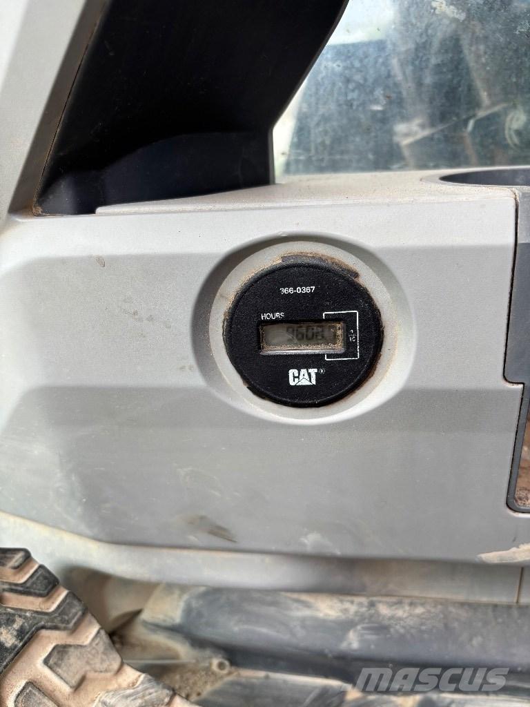 CAT 320 EL RR Crawler excavators