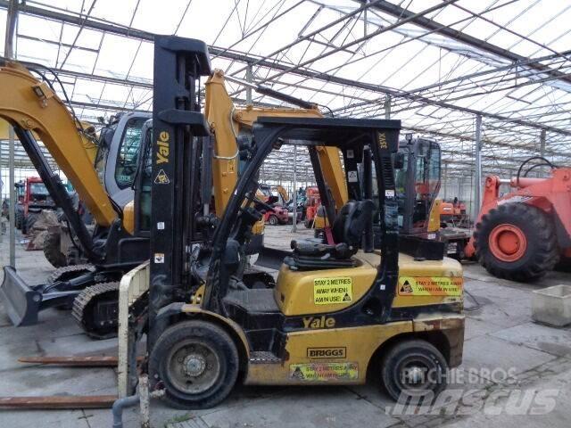 Yale GDP 35 VX Diesel trucks