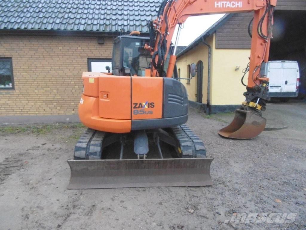 Hitachi 85US Mini excavators  7t - 12t