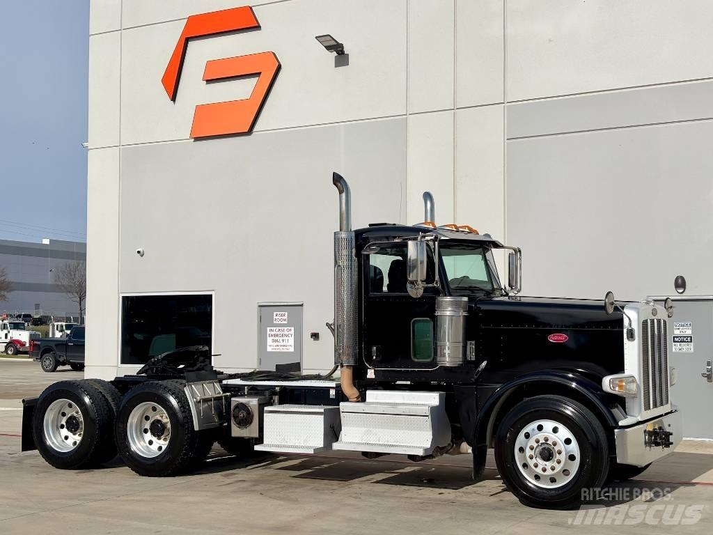 Peterbilt 389 Prime Movers
