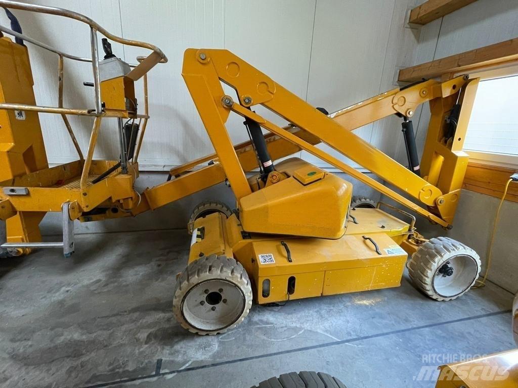 UpRight AB38N / defect Articulated boom lifts