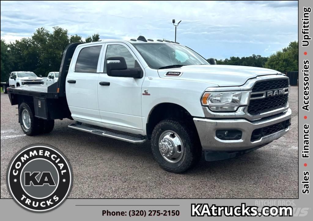 RAM 3500 TRADESMAN Flatbed / Dropside trucks