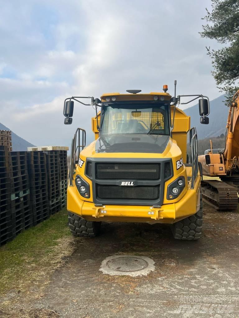Bell B30E 4x4 Articulated Haulers