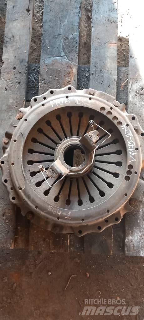 Volvo FH 16.     21635824 Engines