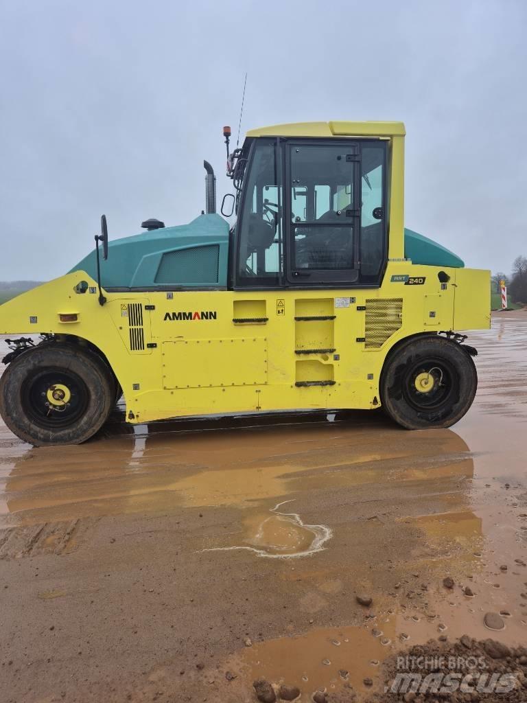 Ammann ART 240 Pneumatic tired rollers