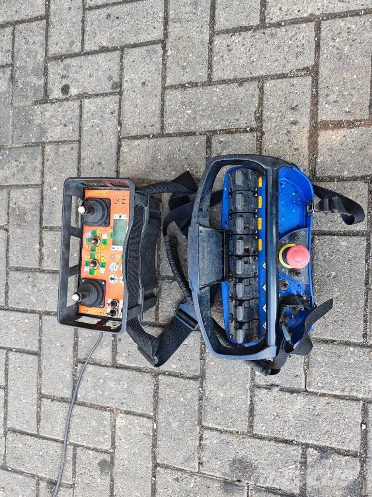 Jekko SPD 360 CDH Track mounted cranes