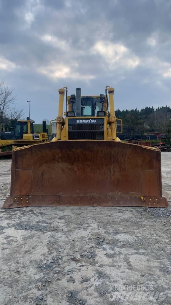 Komatsu D 155 AX-5 Crawler dozers