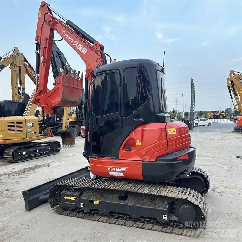 Kubota KX165 Crawler excavators