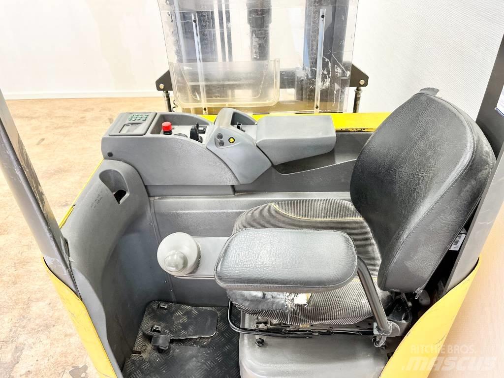 Atlet x/160-675 Self propelled stackers