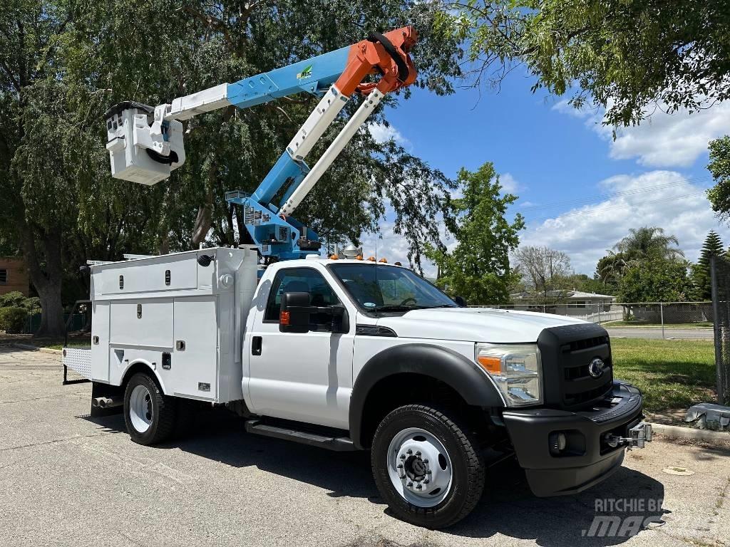 Ford F 550 SD Truck mounted platforms