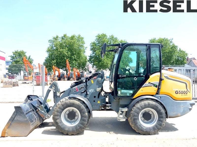 Giant G 5000 X-Tra Skid steer loaders