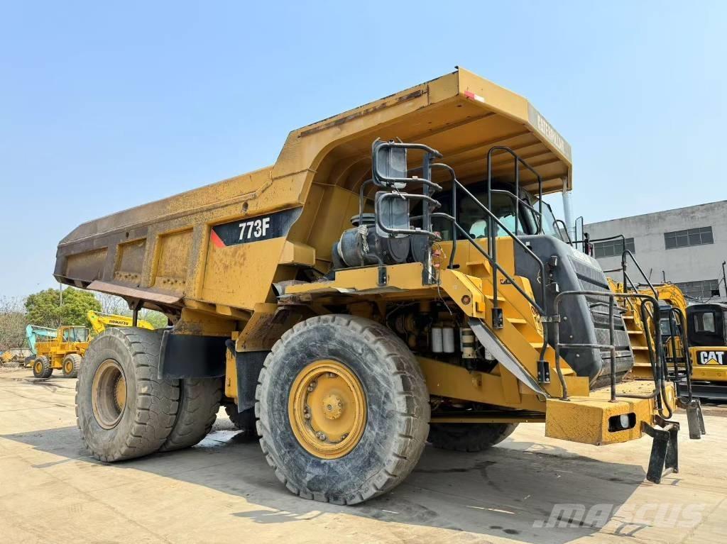CAT 773 F Articulated Haulers