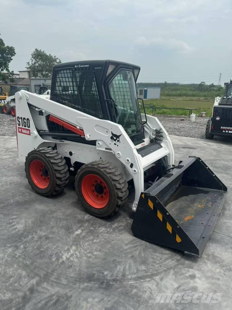 Bobcat S 160 Skid steer loaders
