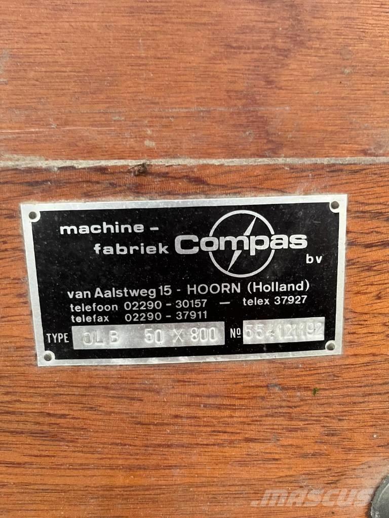 Compas 30 Ton Bunker Hoppers and silos