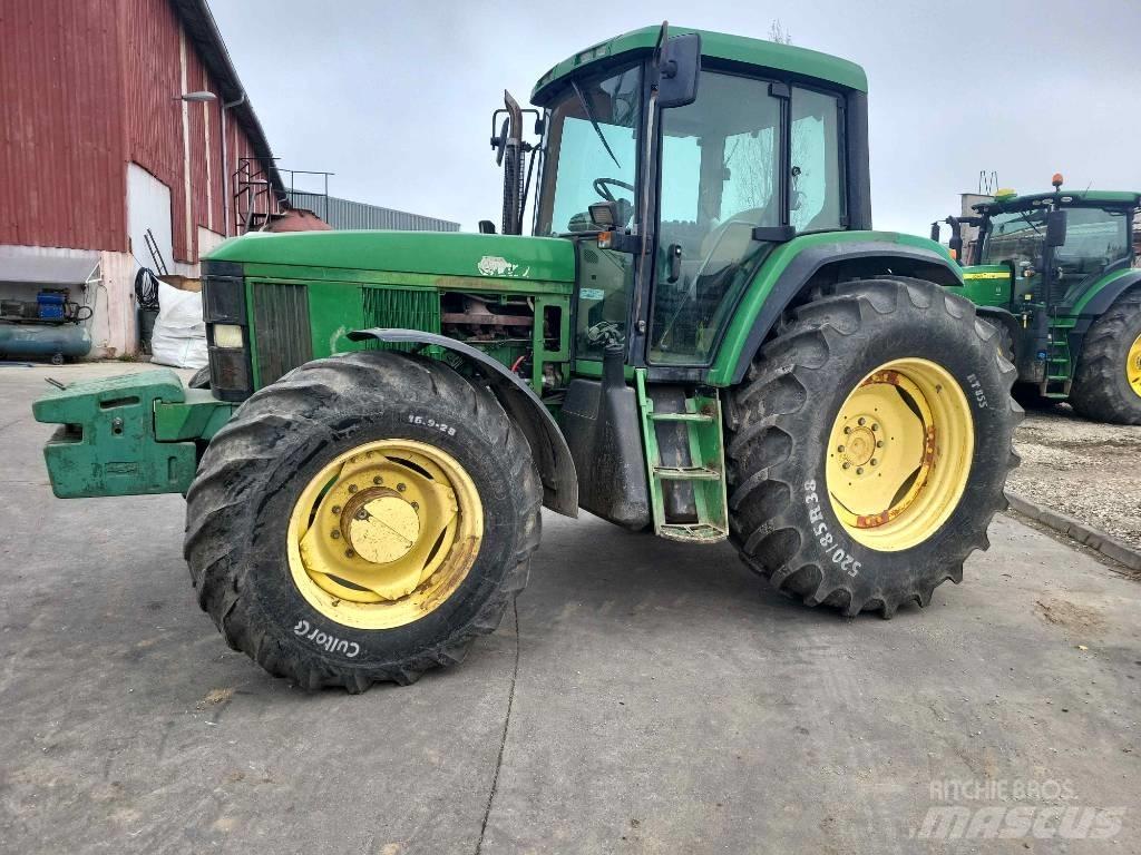 John Deere 6910 Tractors