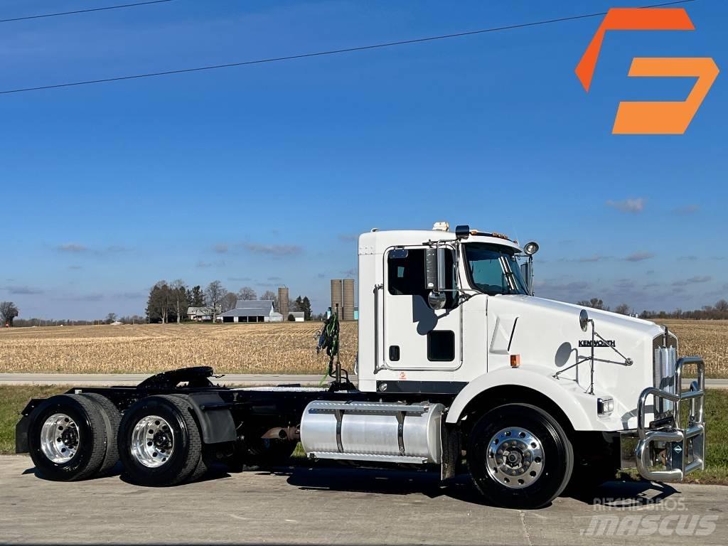 Kenworth T 800 Prime Movers