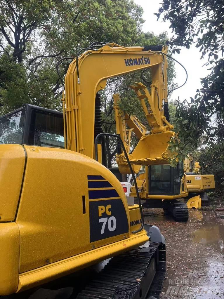 Komatsu PC 70 Crawler excavators