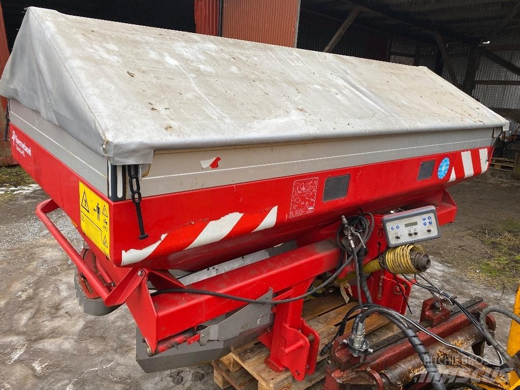 Kverneland Exacta HL Mineral spreaders