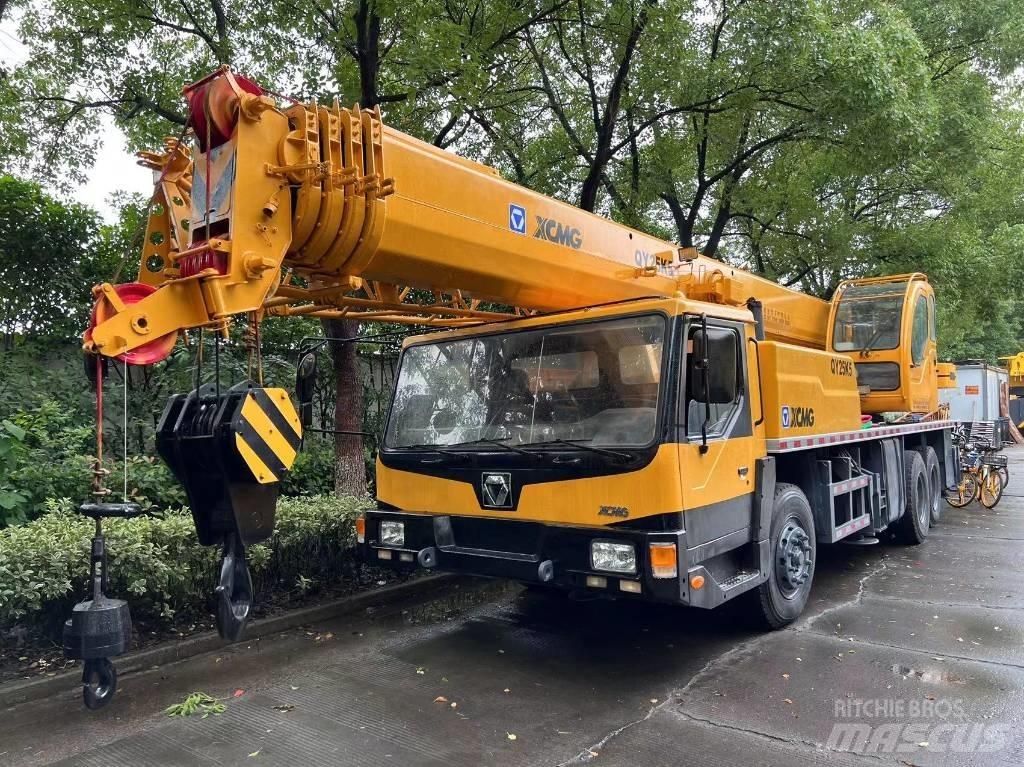 XCMG QY25KC All terrain cranes