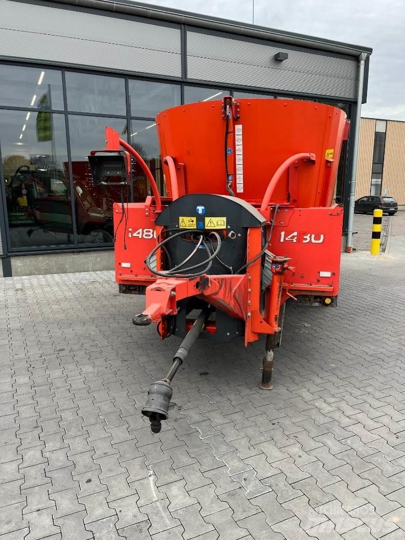 Kuhn Profile 1480 Feed mixer