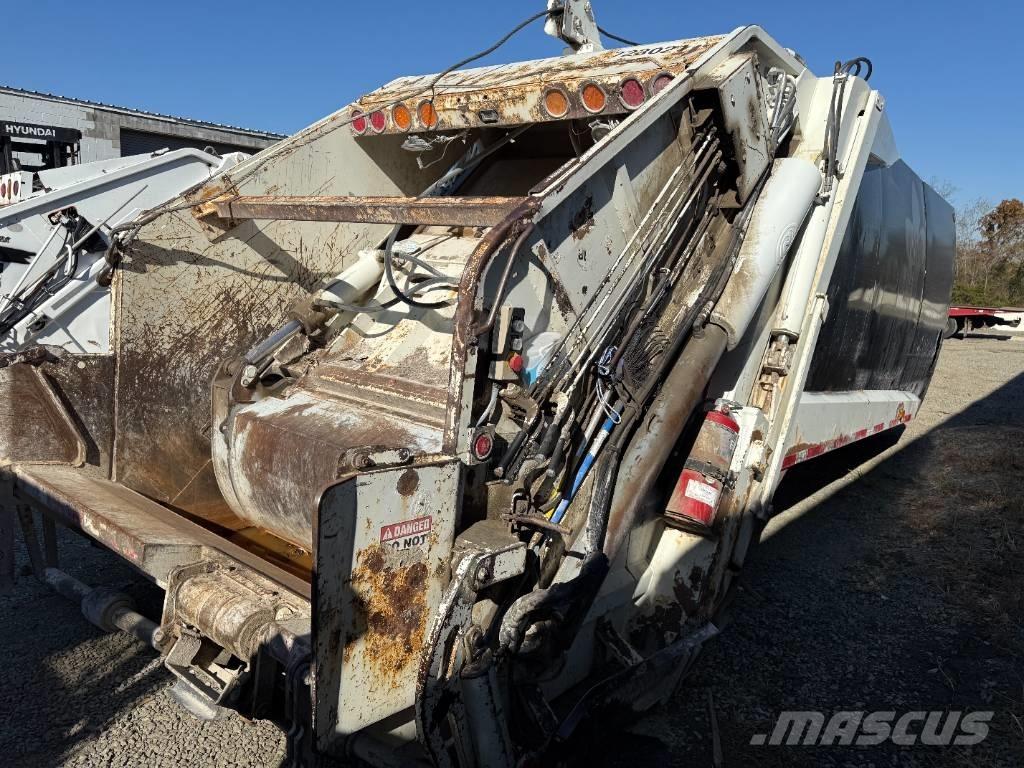  New Way Cobra Waste trucks
