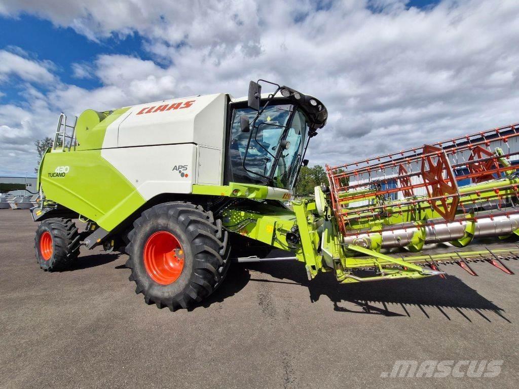 CLAAS Tucano 430 Combine harvesters