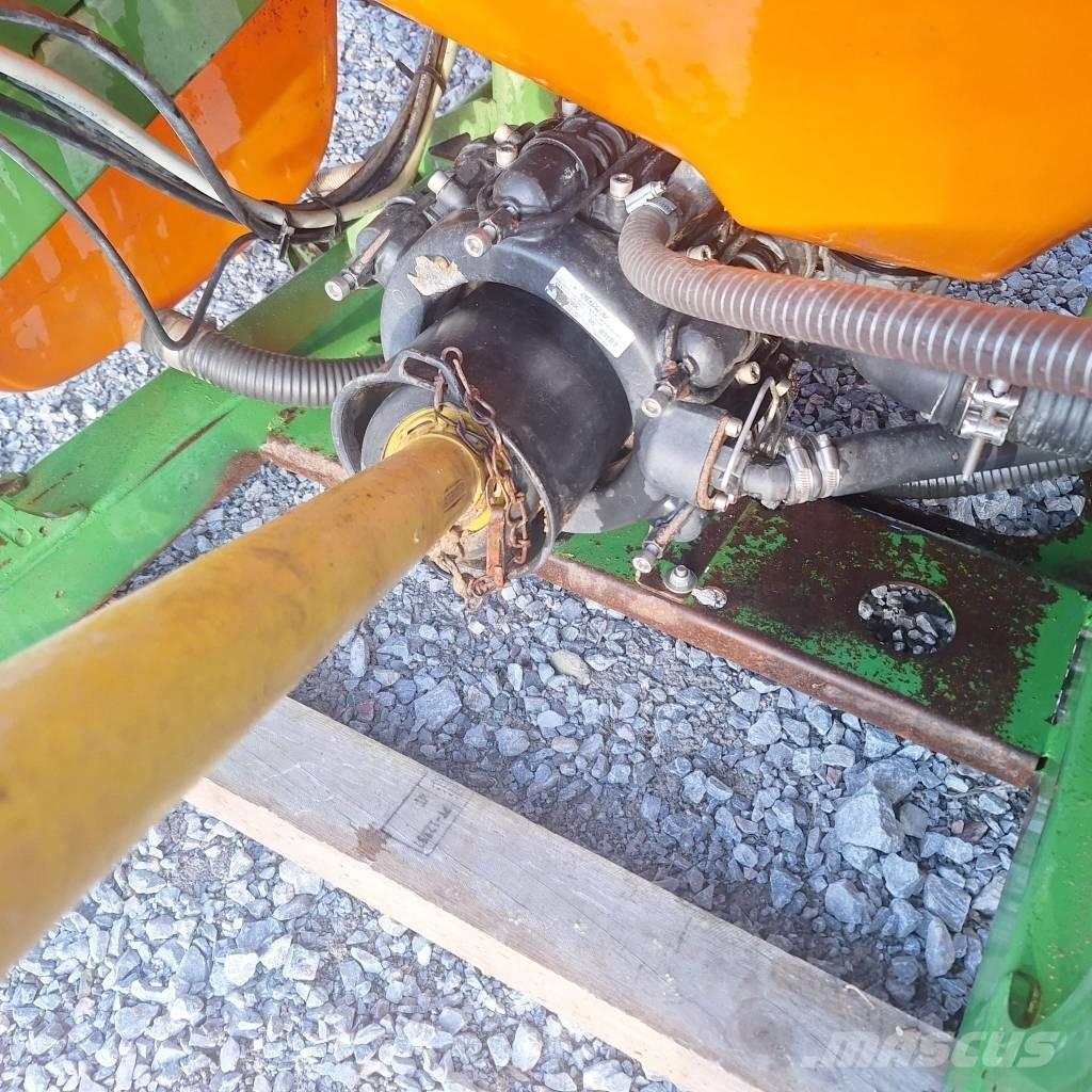 Amazone UF 1801 Mounted sprayers