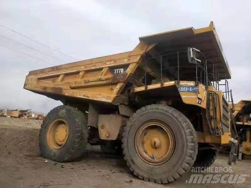 CAT 777 D Rigid dump trucks