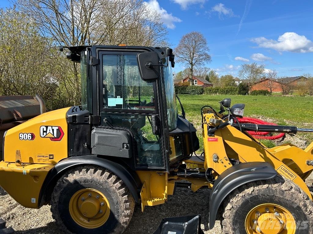 CAT 906 Wheel loaders