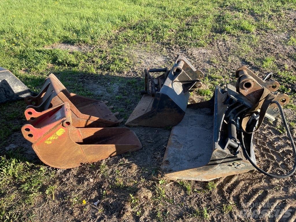 Hi-tec 310 Backhoe