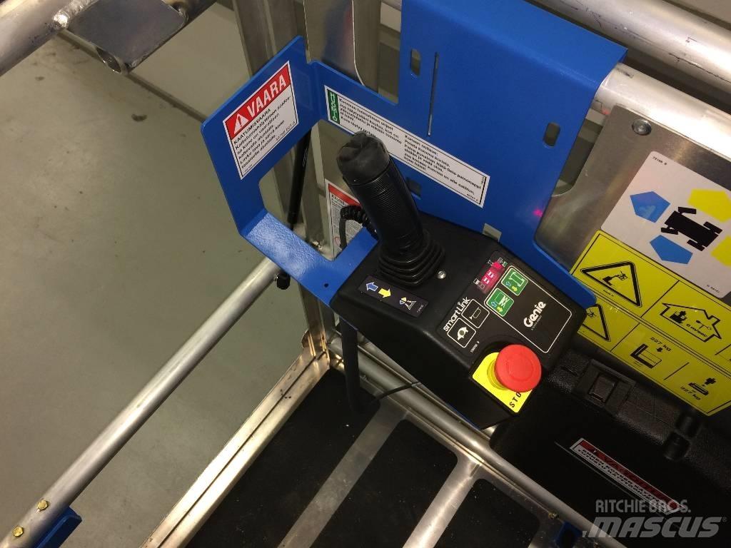 Genie GR 12 Used Personnel lifts and access elevators