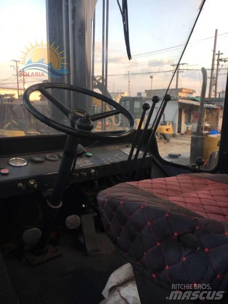 TCM FD 150 Diesel trucks