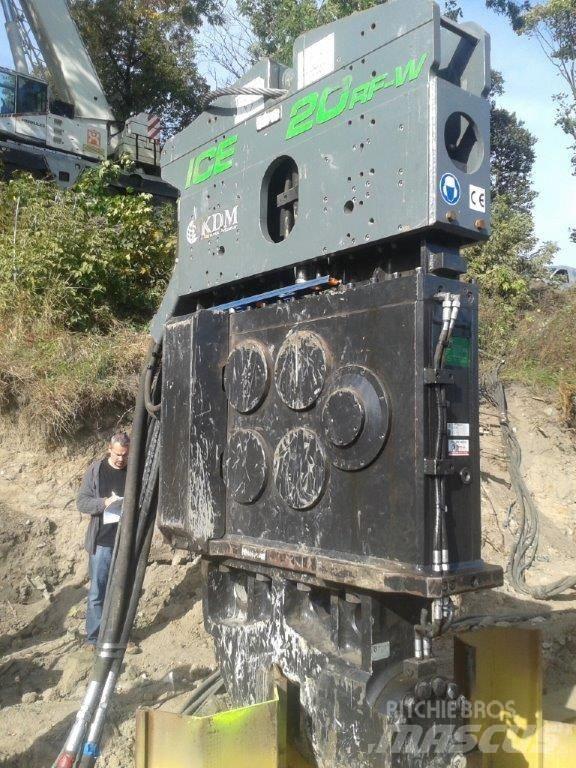  ICE 20 RFW Vibratory pile drivers