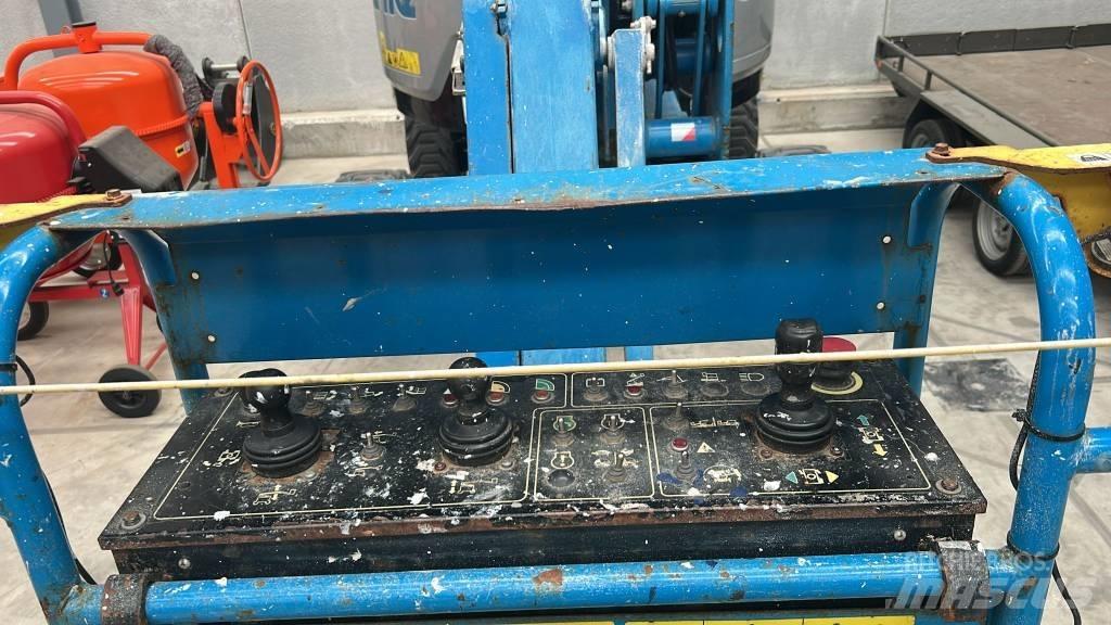 Genie Z 45/25 XC Articulated boom lifts